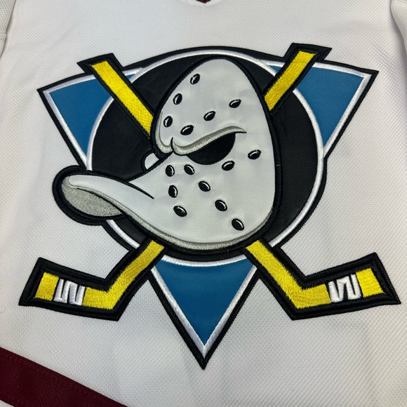 NHL Mighty Ducks Jersey - Picture 2 of 5